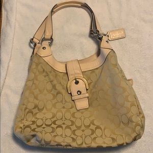 Coach Authentic shoulder purse